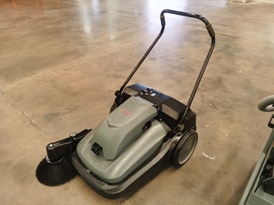 手推式掃地機(jī) 手推式掃地機(jī)