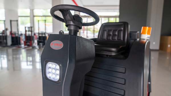 揚(yáng)子洗地機(jī)需要多少錢？